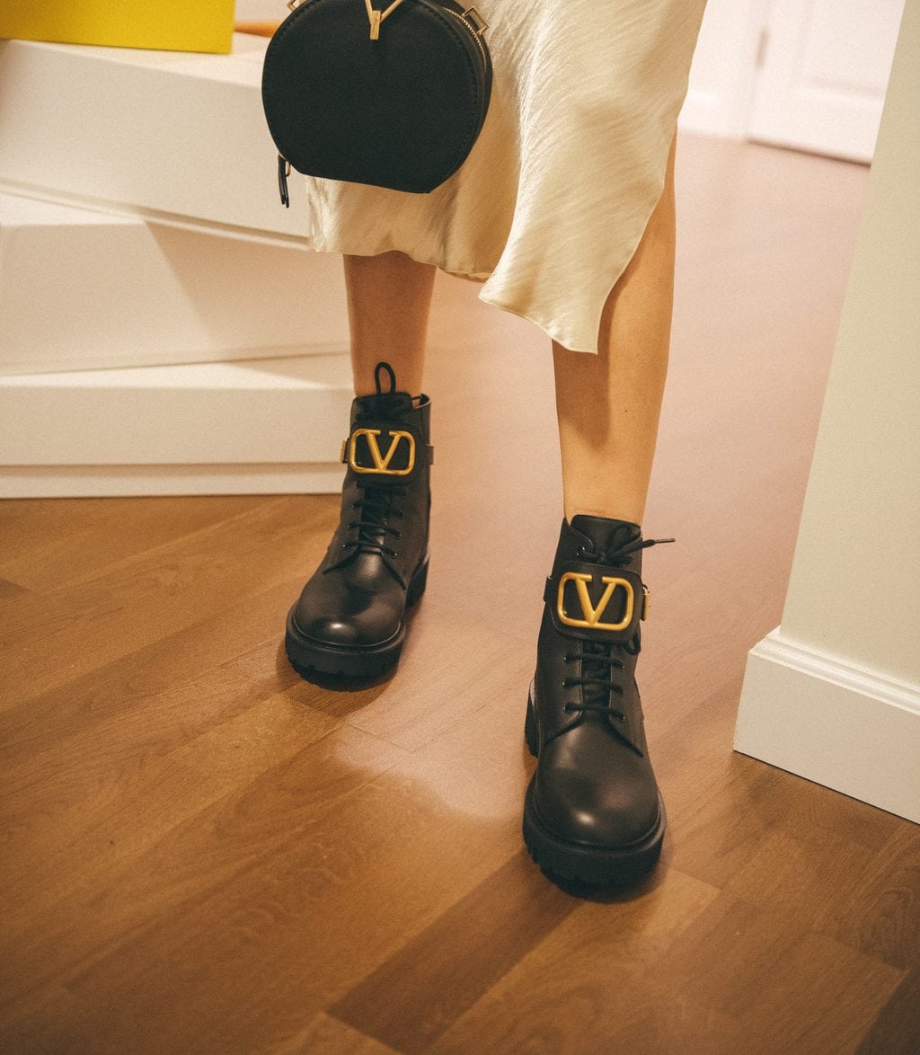 Valentino V-Logo Black Boots: How to Wear This Trendy Shoes